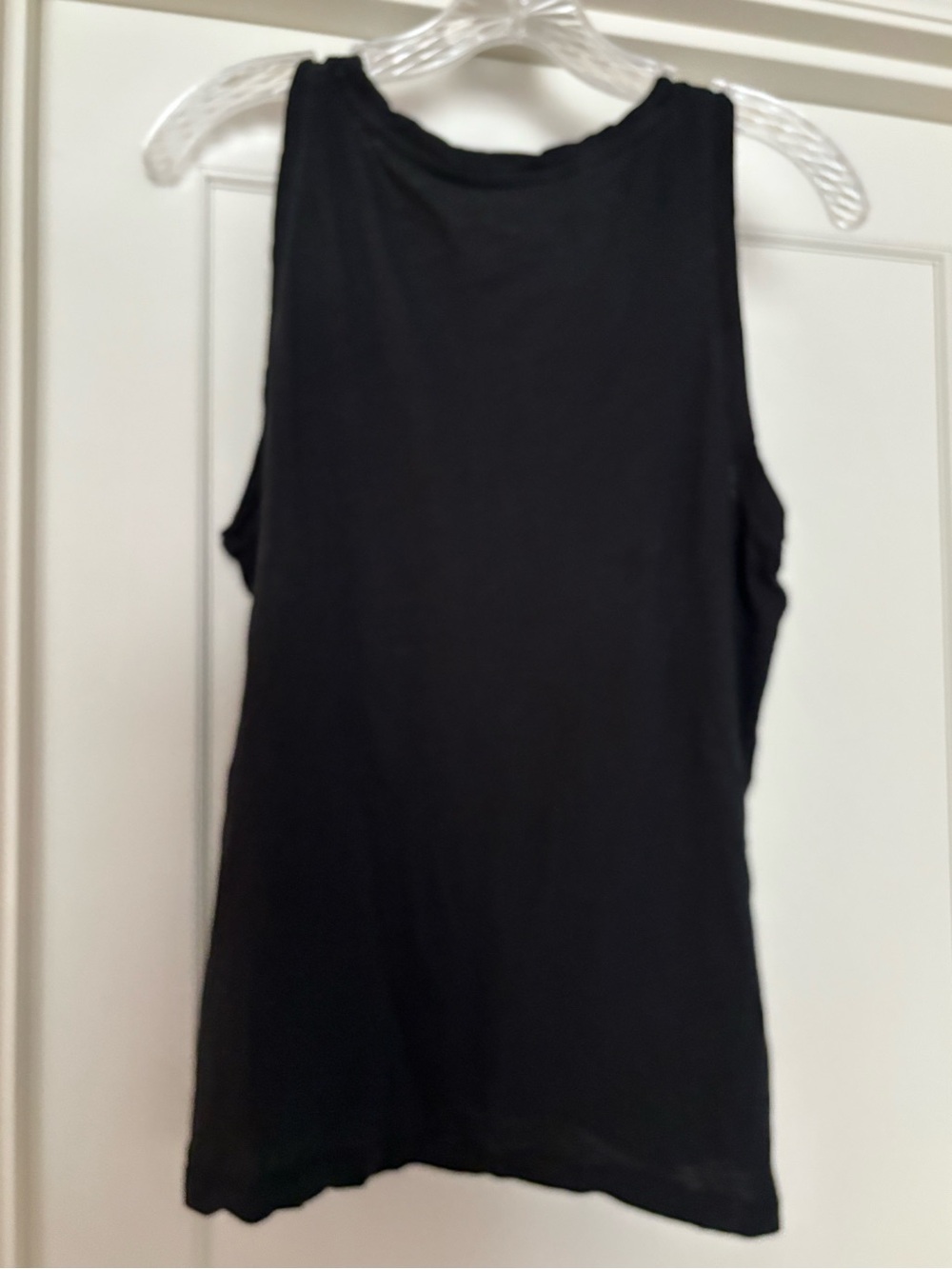 2 Madewell V-Neck Sleeveless Women's Tank Tops - Dusty Mauve and Black - Picture 3 of 4